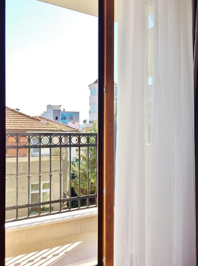 Apartment Central Flat & Free Parking Varna