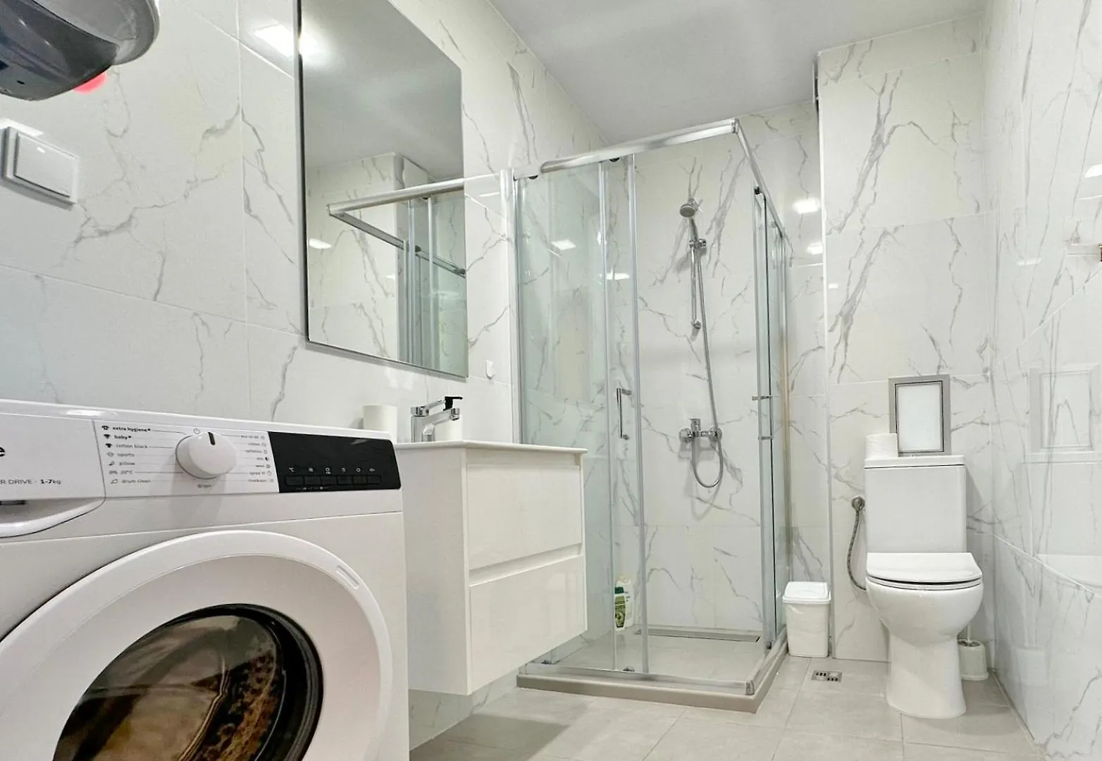 Central Flat & Free Parking Varna Apartment